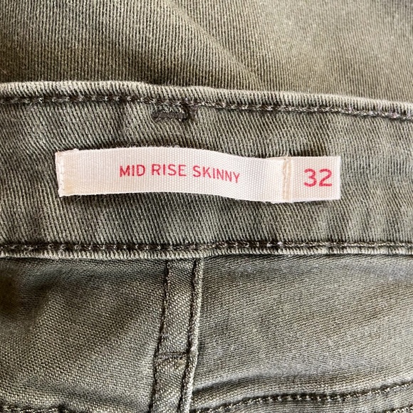Levi’s Jeans Skinny Olive Green Mid Rise Denim Size 32 - Picture 5 of 6